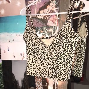 Cute crop top🌟🌟